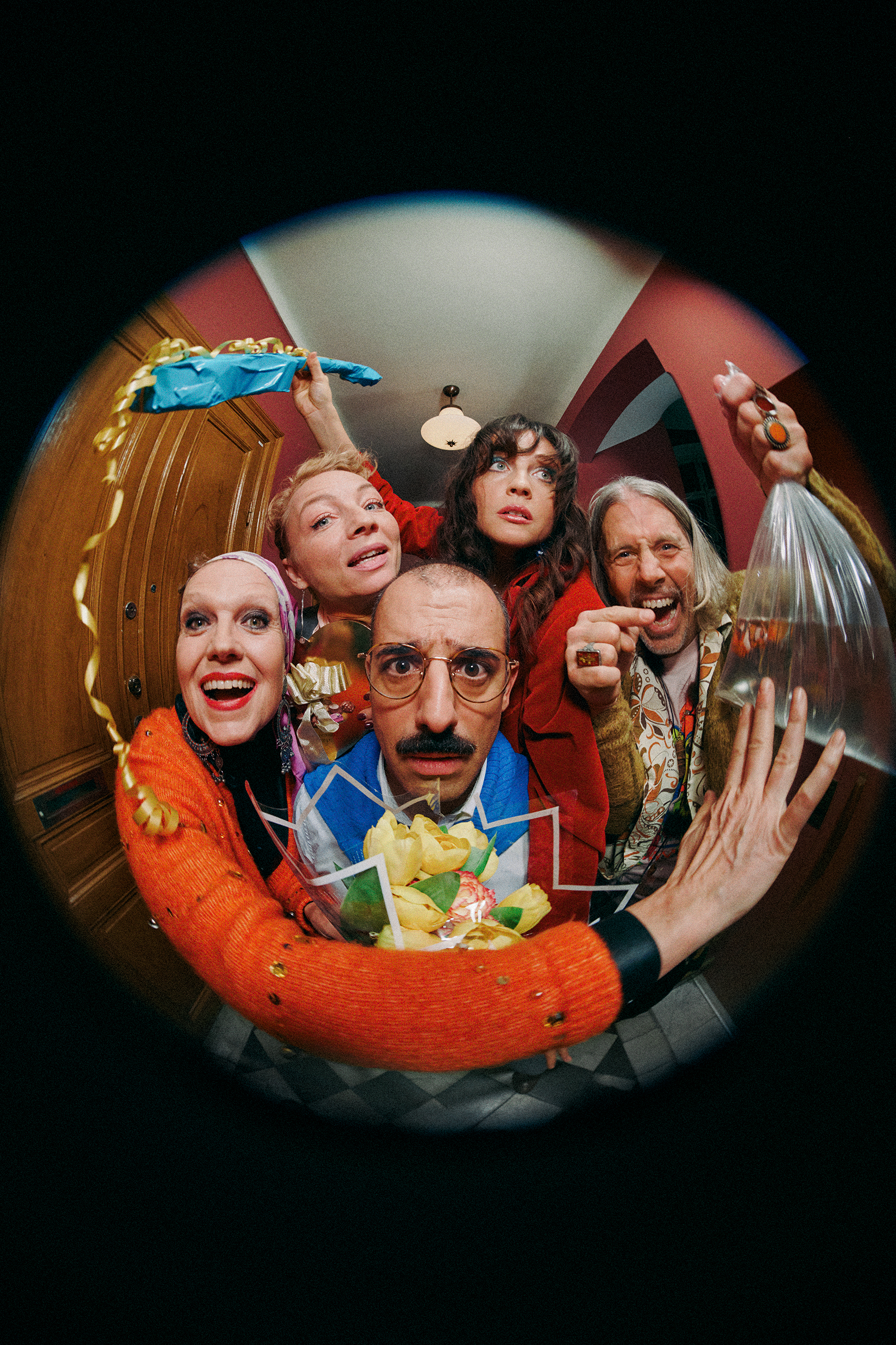 Lanseringsbild av det stora lördagspaketet 