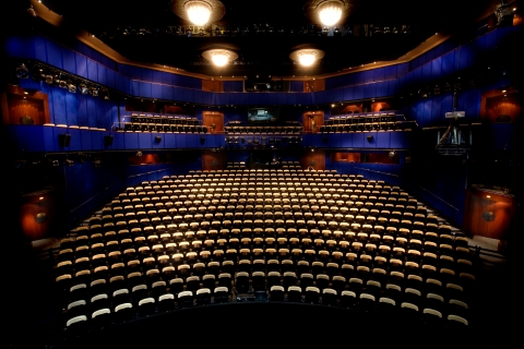 Stora scenen på Kulturhuset Stadsteatern vid Sergels torg. 