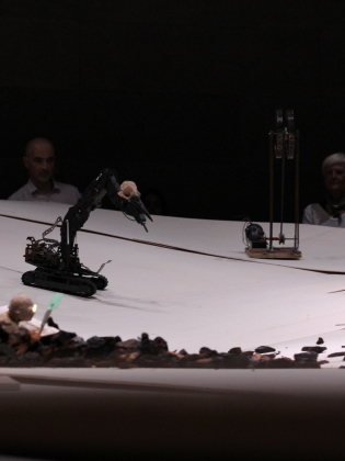 Bild från föreställningen Opus II. 